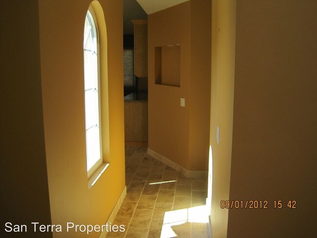 Building Photo - 4067 Florida St