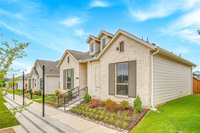 Building Photo - 10434 Peonia St