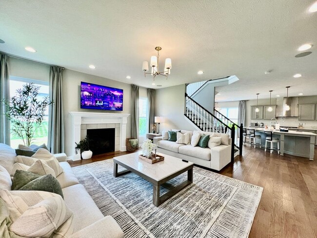 Building Photo - Large Executive home in Beavercreek Well d...