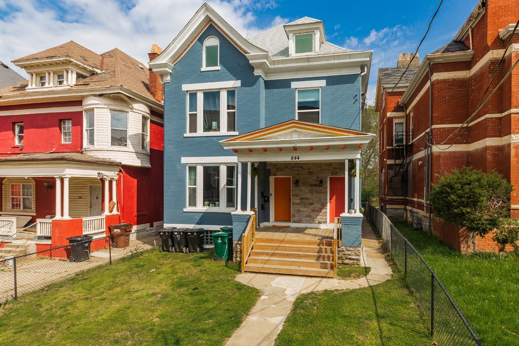 Foto principal - 844 Oak St