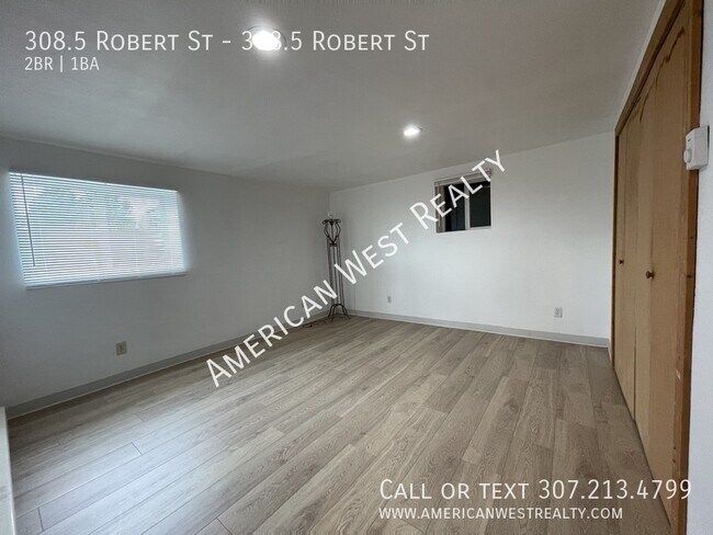 Foto del edificio - 308.5 Robert St