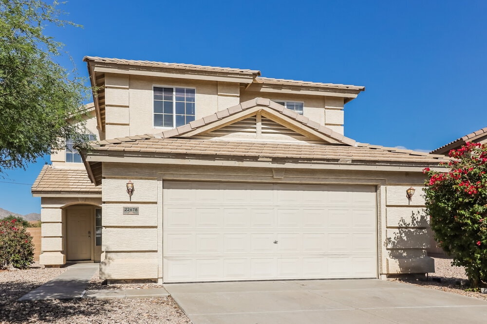 Foto principal - 22678 W Adams Dr