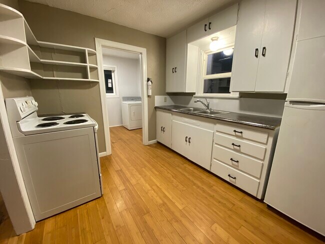 Building Photo - 8643 WA-507