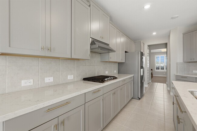 Foto del edificio - 2207 Silver Canyon Ln