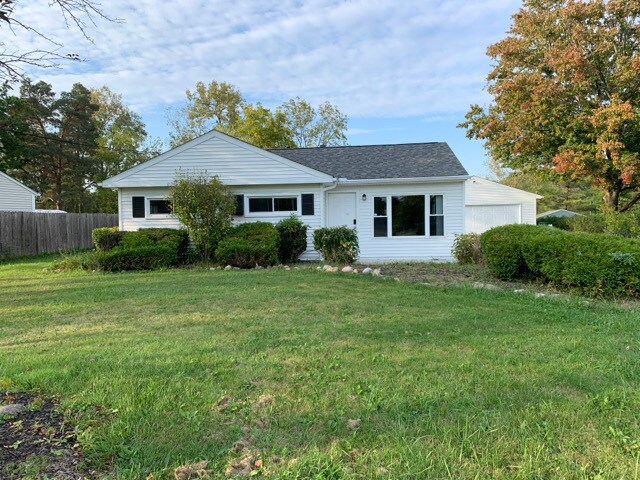 Foto principal - 1919 Huntington Cir