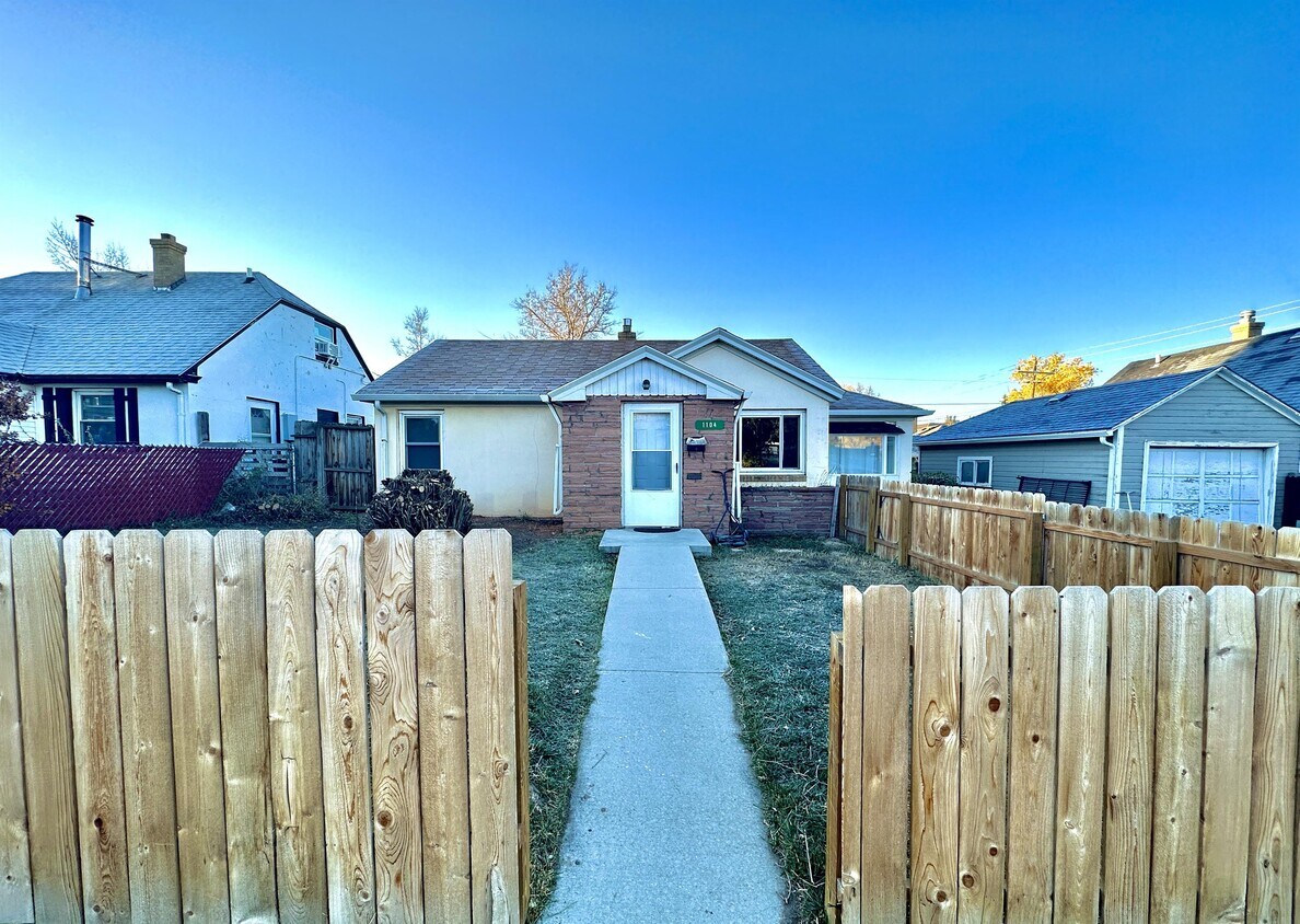 1104 E Harney St, Laramie, WY 82072 House Rental in Laramie, WY