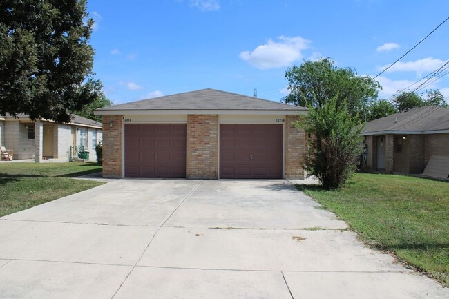 Building Photo - 12214 Maverick Bluff St