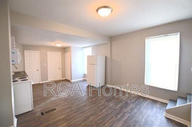 Foto del edificio - 1011 E Legrande Ave