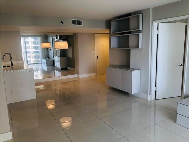 Foto del edificio - 770 Claughton Island Dr