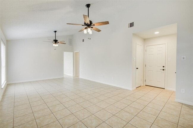 Building Photo - 22511 Market Square Ln