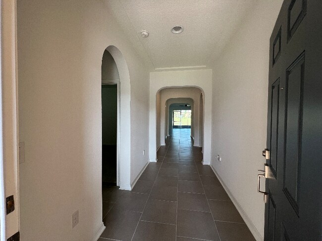 Foto del edificio - 7047 Oxbow Rd