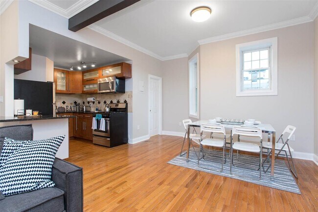 Building Photo - 372 Communipaw Ave