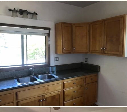 granite kitchen countertops - 1942 Orchard Ave