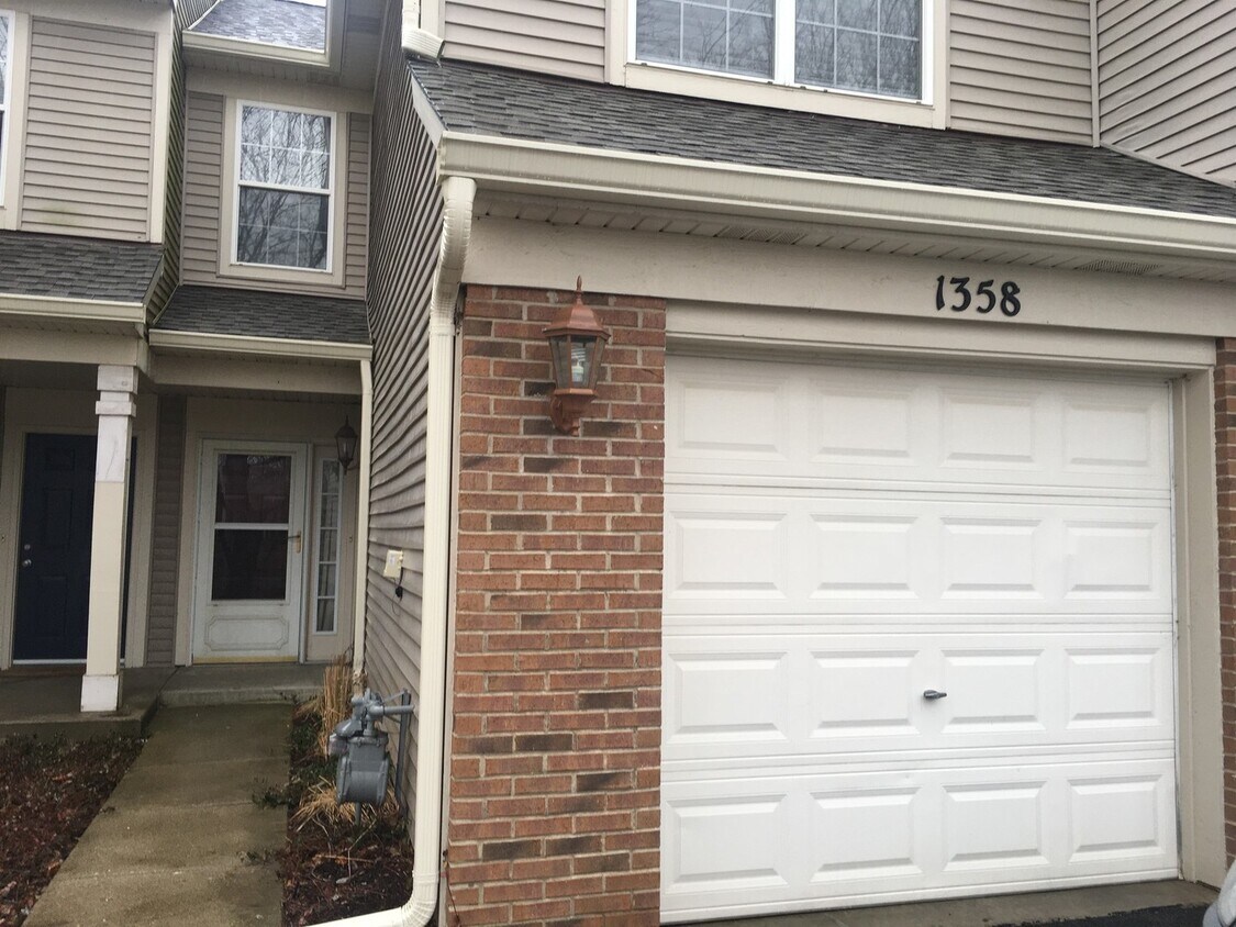 Foto principal - 1358 Longchamps Ct