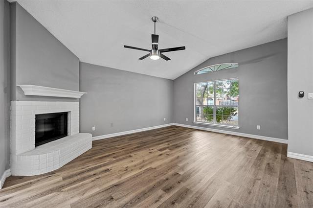 Building Photo - 1729 Gainsborough Way