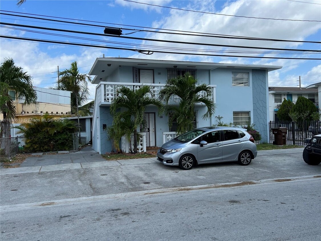 Foto principal - 145 W 20th St