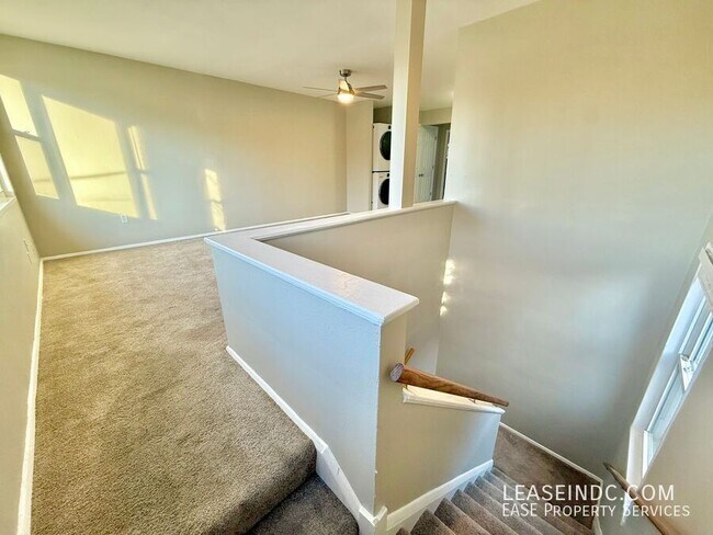 Foto del edificio - 4407 2nd St NE