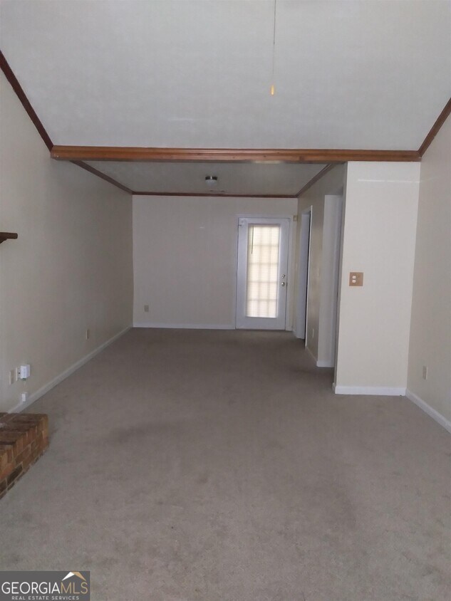 Building Photo - 2618 Country Trace SE