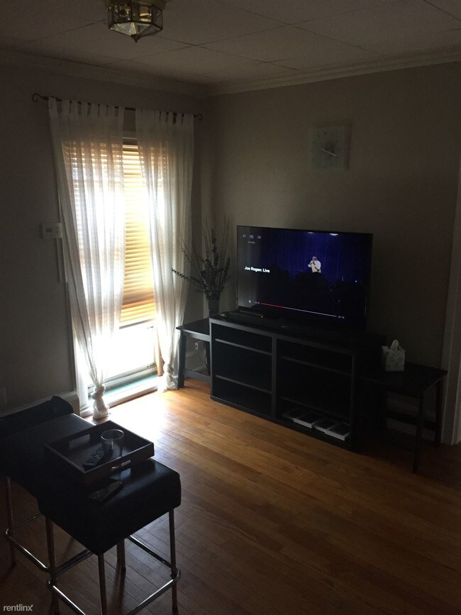 Foto del edificio - 2 br, 1 bath 4plex - 515 S Westnedge Ave A...