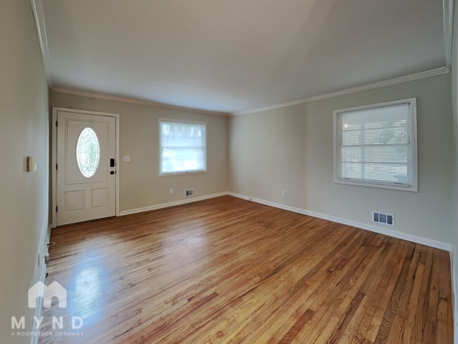 Foto del edificio - 7094 Chappell Cir NW