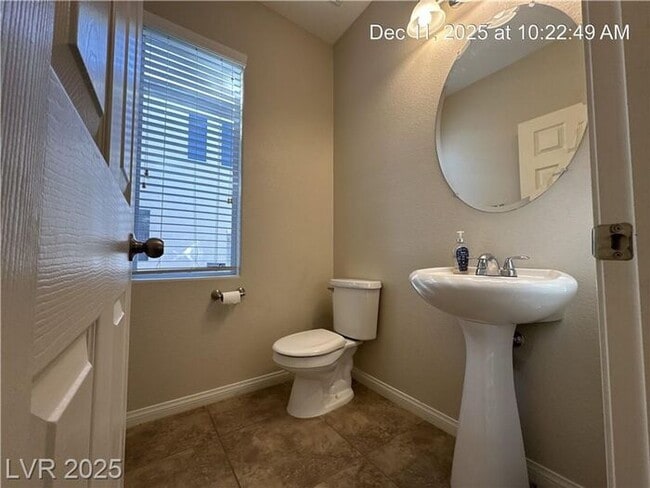 Foto del edificio - WONDERFUL 2-STORY HOME IN THE SW!