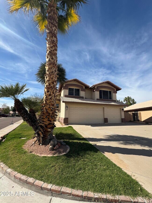 Foto del edificio - 1472 E Constitution Dr