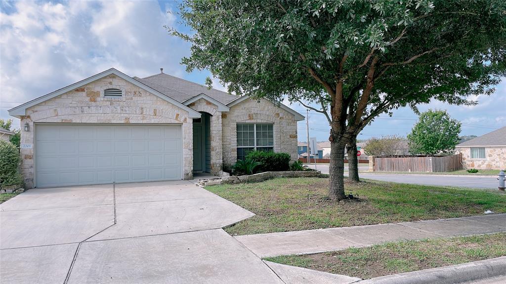 Foto principal - 2201 Buffalo Tundra Dr