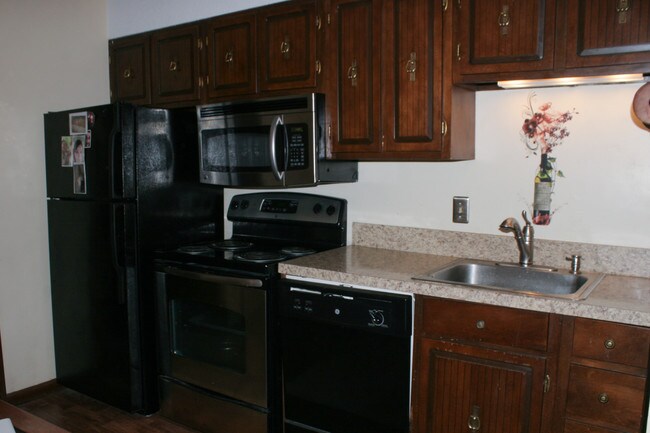 COCINA - 200 Arbor Dr
