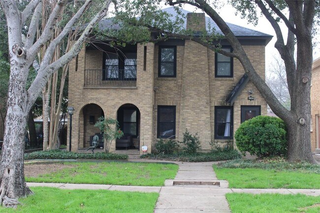 Building Photo - 3924 Hawthorne Ave
