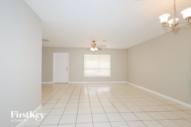 Building Photo - 6149 Blue Grass Cir