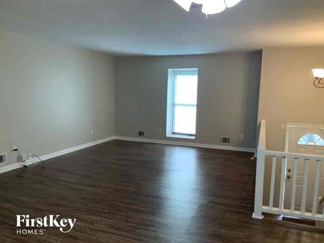 Building Photo - 4163 Northstrand Dr