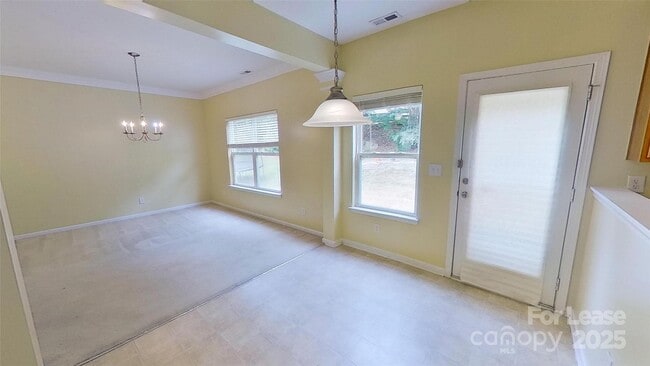 Building Photo - 10818 Slalom Hill Rd