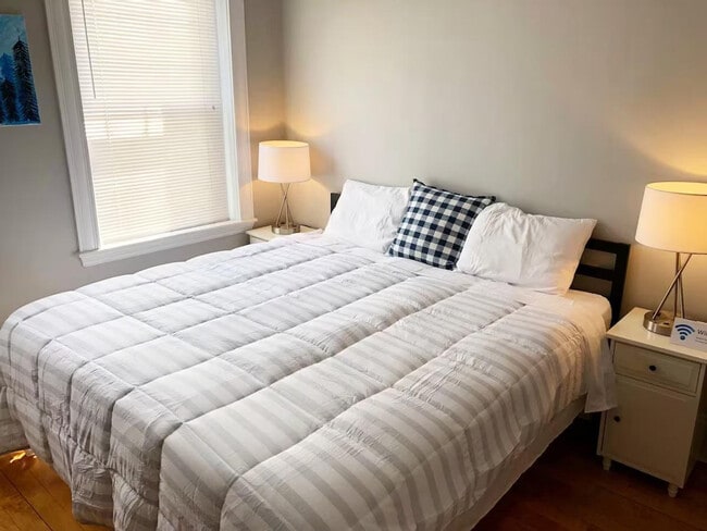 Foto del edificio - 20 Fordham Rd