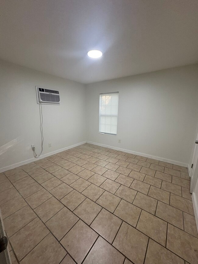 Foto del edificio - 3513 Franklin Ave