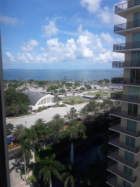 Building Photo - 750 N Tamiami Trl
