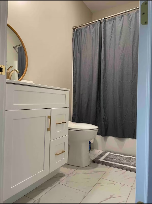 Building Photo - 172 White St