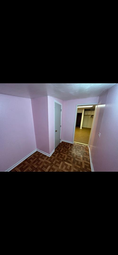 Building Photo - Ranch home 3 bedrooms
