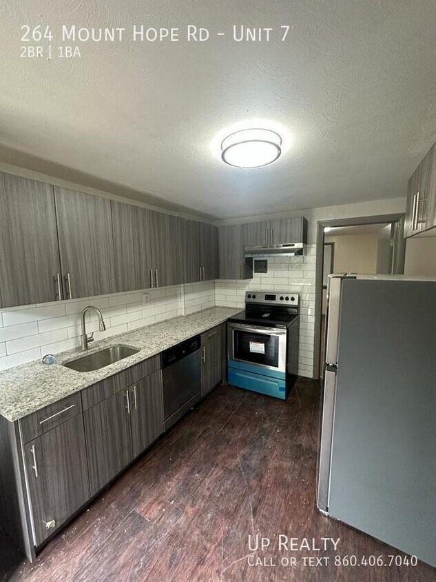 264 Mt Hope Rd Unit 7, Mansfield, CT 06250 Room for Rent in Mansfield