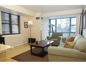 Foto del edificio - 170 Tremont St