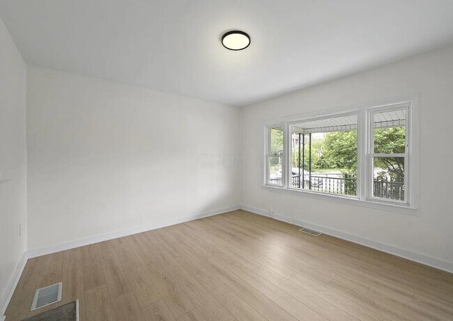 Foto del edificio - 308 S Highland Ave