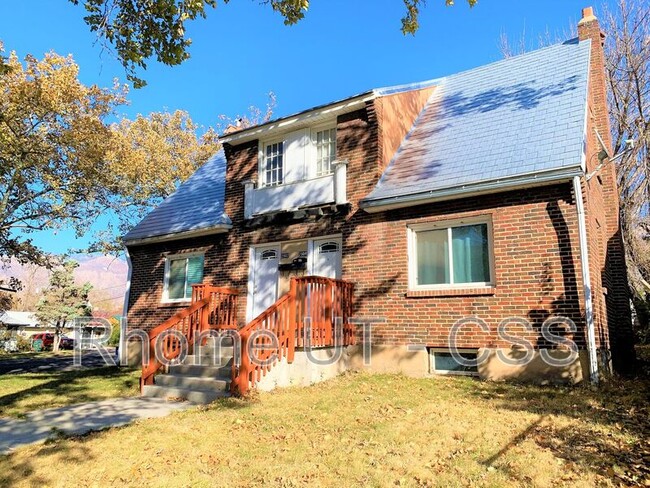 Foto del edificio - 2902 Fowler Ave