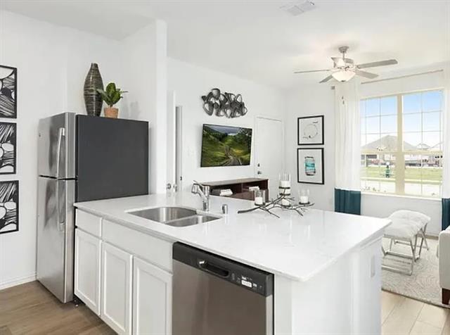 Foto del edificio - 1214 Sequoia Ln