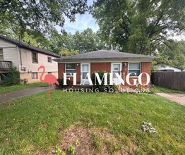 Building Photo - 4315 Sheller Ave