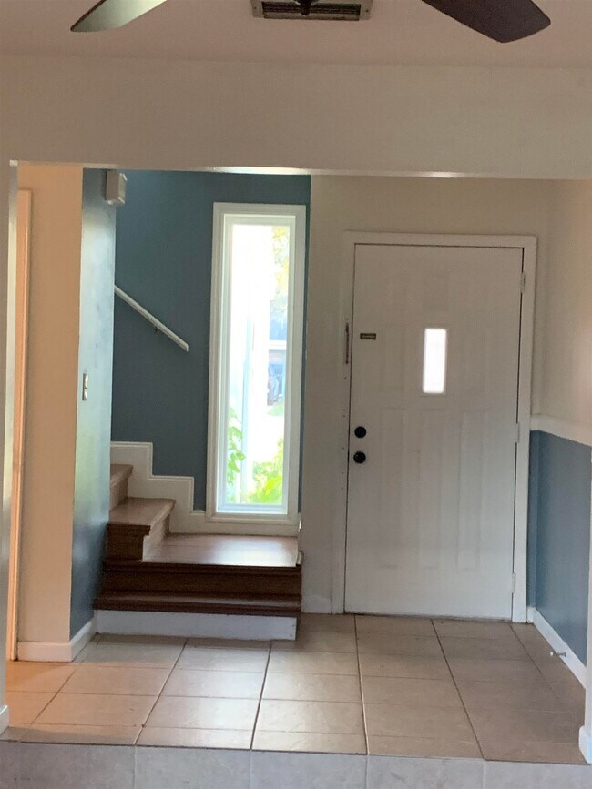 Foto del edificio - 26 Linda Mar Dr