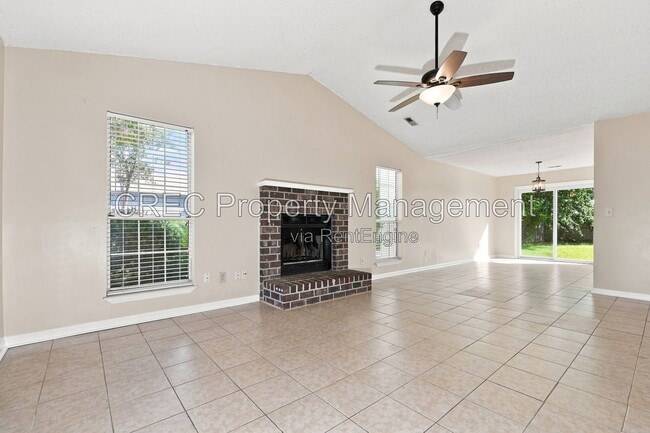 Foto del edificio - 5126 Westview St