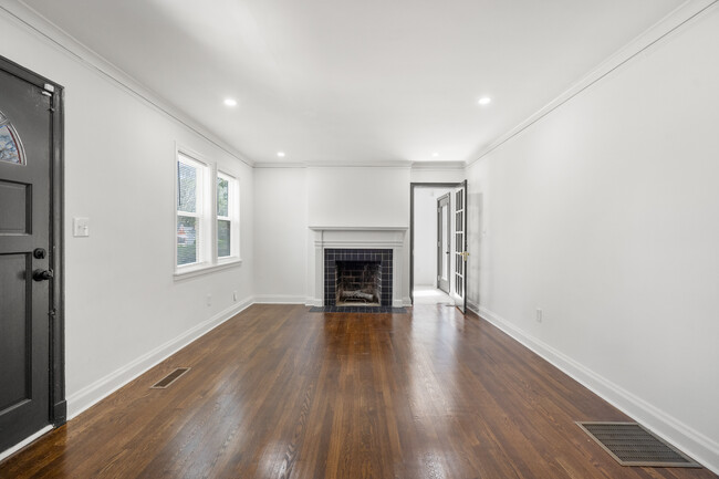 Foto del edificio - 1834 Avon Ave SW