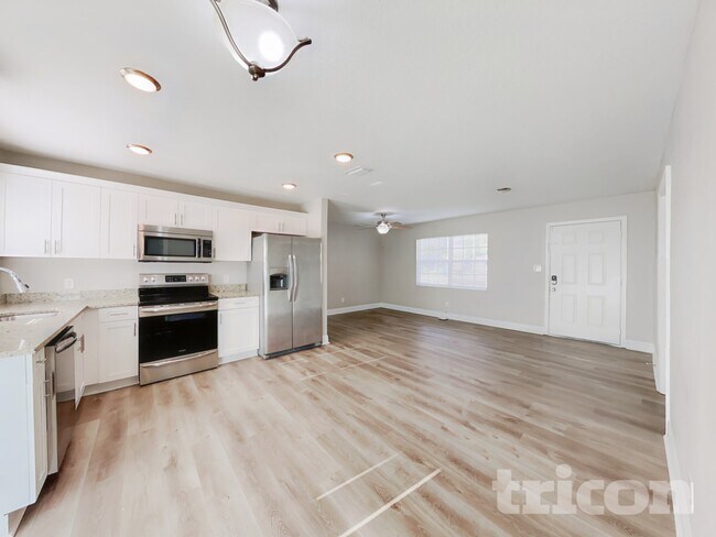 Building Photo - 3528 Libby Loop