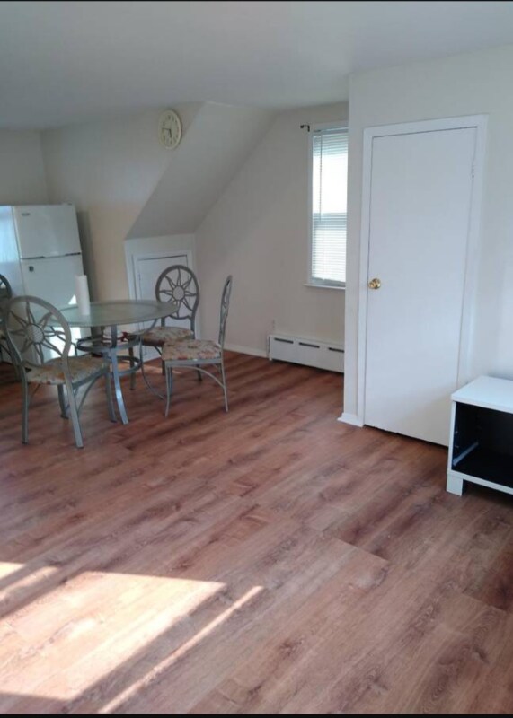 Foto principal - 333 Brush Hollow Rd