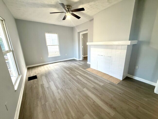 Foto del edificio - 22 Pleasant Ave