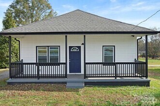 Building Photo - 3332 York Hwy